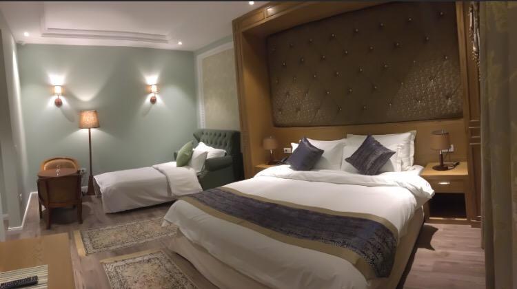 Hotel Britania Kamez Eksteriør billede